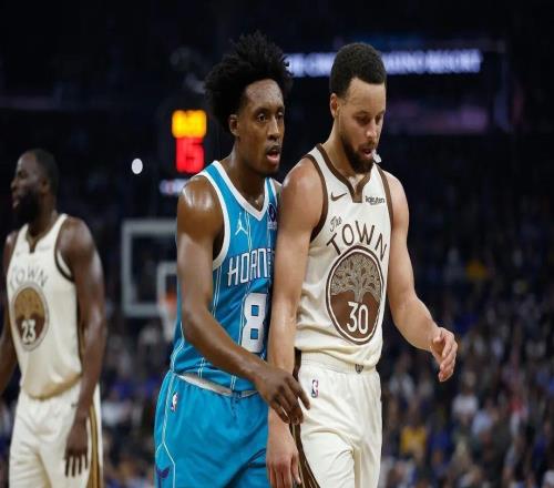 庫里回家一掀開被窩，發(fā)現(xiàn)塞克斯頓已經(jīng)在里面了