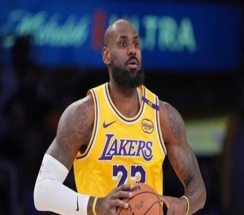 伊戈達(dá)拉談?wù)材匪梗赫騻ゴ蟛艜?huì)引發(fā)輿論，他仍能用頭腦統(tǒng)治比賽