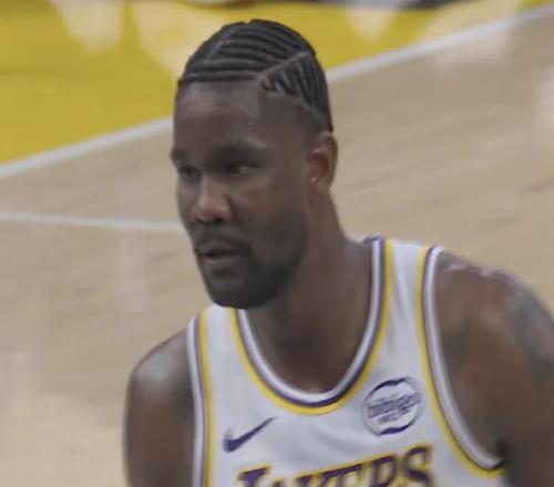 炸裂！100%投籃命中率！湖人神級重磅簽約