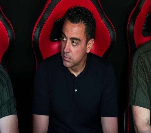 哈維引英超雙雄關(guān)注，曼聯(lián)熱刺評估換帥選項(xiàng)