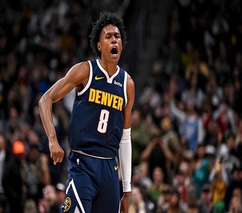 合同年爆發(fā)！23歲年輕人逆襲，從10分到場(chǎng)均23+6，億元合同穩(wěn)了