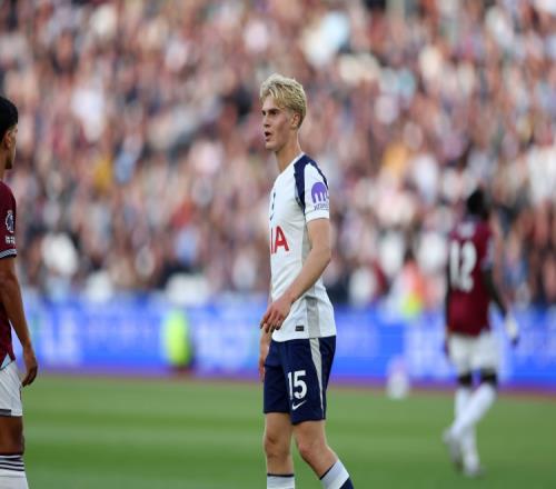 格雷、貝里瓦爾等球員參與訓練，多名熱刺青訓球員也積極加入_英超直播