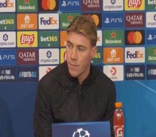 霍伊倫：我能和盧卡庫搭檔想晉級我們就必須要贏哥本哈根