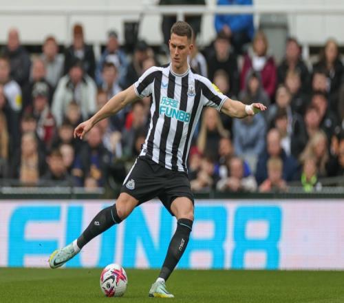 紐卡后衛(wèi)博特曼：盡管傷病困擾我，但我心懷對未來的美好期許_英超直播