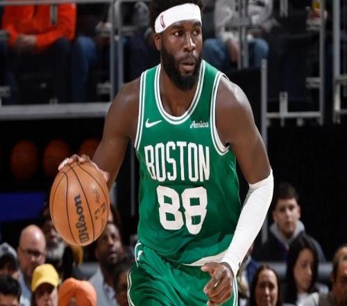 防守能力相當(dāng)不錯(cuò)！凱爾特人底薪中鋒已經(jīng)做到了該做的一切