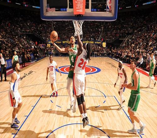 神一場(chǎng)鬼N場(chǎng)！凱爾特人留下這位后場(chǎng)大將真是一個(gè)雙輸?shù)臎Q定