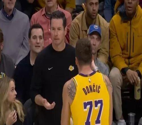 一圖流2+11！東子啊，別再向裁判攤手了！