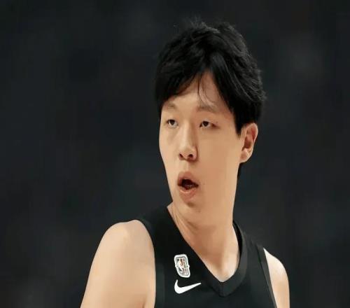 楊瀚森G聯賽19分！7天6賽疲憊感拉滿！護框+力量蛻變，目標成大洛