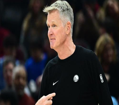 最后一个赛季科尔仍未续约,勇士队的好消息