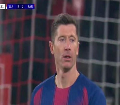 進錯門了，進了105球的萊萬歐冠生涯首次打入烏龍球