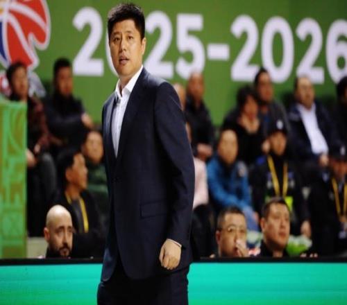 广东宏远VS山西男篮!杜锋拒绝输球,麦考尔复出,央视直播