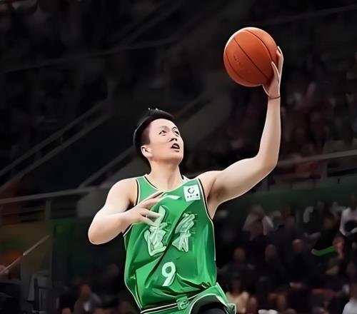 2分,0分!辽宁队重磅引援成为了累赘球迷:快送走