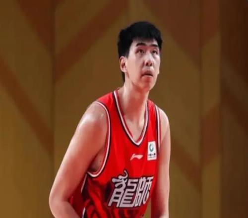 徐昕單場24分14籃板打臉杜鋒，可入選國家隊頂替周琦