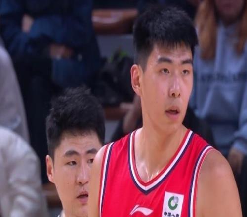 徐昕10中9轰24+14创最高效一战:加时连得8分打爆同曦内线