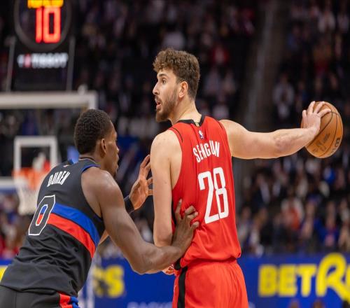 近15个客场第4胜,申京19分5助攻却遭批评,杜兰特反应太真实