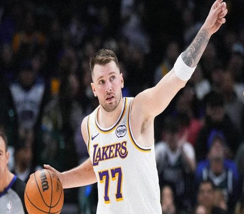 33+11+8主導逆轉，東契奇對老東家4連勝！末節11分，詹姆斯還能打