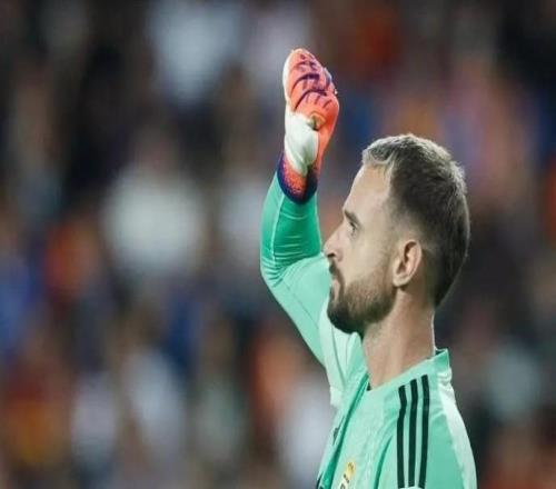 奥维耶多门将97次扑救领跑西甲,是霍安加西亚的两倍多