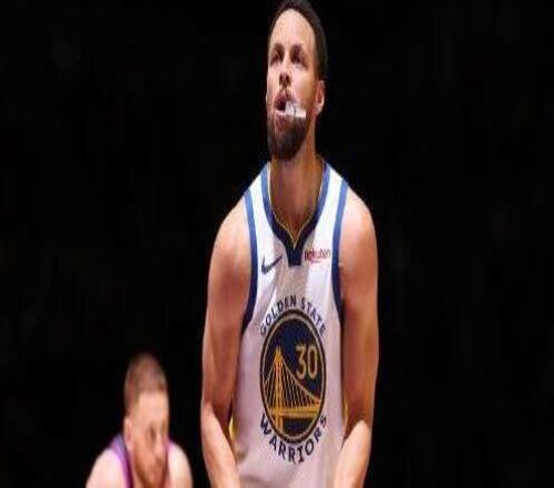 久違的勇三瘋！！庫里單節(jié)13分，不容易啊....