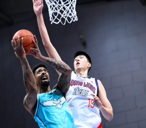 蓋帽CBA第1，籃板國內球員第2，命中率78.7%！如此天賦杜鋒不會用