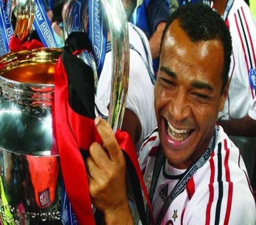 卡福:我那时罗马现在百分百拿意甲那时米兰可以拿现在欧冠