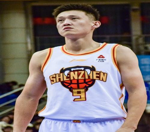 周鵬成立專項公益基金支持鄉村體育教育發展_CBA直播