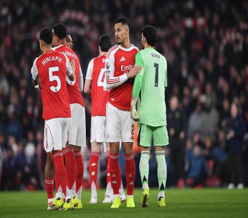 曼聯在洞里擊倒阿森納，卡里克的真正大考也即將開始了