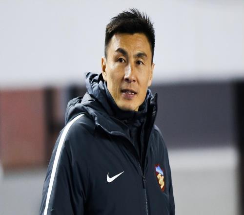 一場0：4將王鈺棟打回原形，李瑋鋒怒批他不配跟武磊比，引發熱議