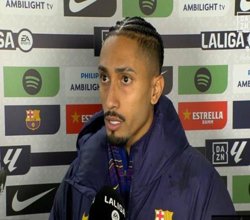 拉菲尼亞談進球：對方中衛挺倒霉，但我必須那么做