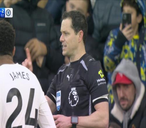 解讀英超2大爭議判罰！前裁判激辯名宿，曼城藍軍為何不同命