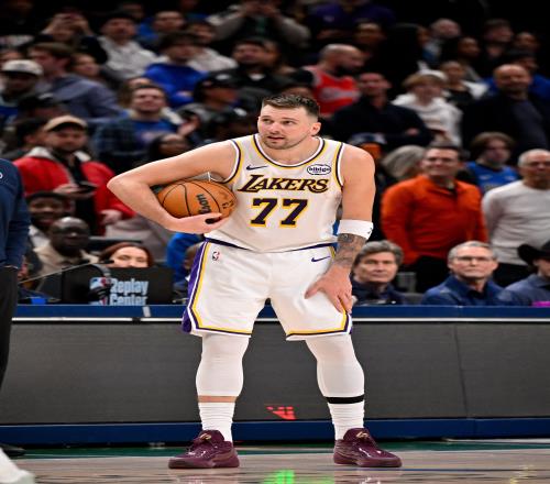 东契奇45分以上场次达到20场跻身历史前15哈登现役第一MJ排名第二与榜首相差100场_NBA直播