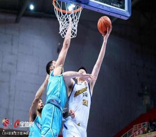 胡金秋砍下31分8篮板6助攻浙江广厦再胜青岛保持强势表现_CBA直播