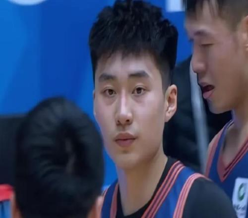 大胜52分！辽宁男篮送20连败，核心后卫直言“无敌”