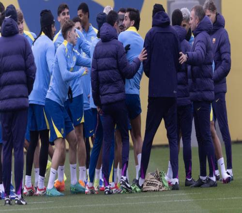 巴萨冲击欧冠前八,看弗里克如何排兵布阵