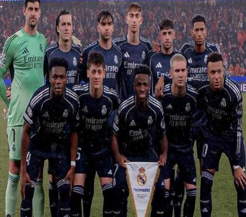 皇马上一次单场欧冠2人染红是在2010年,当时主帅是穆里尼奥