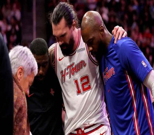 坏消息，火箭队中锋史蒂文亚当斯接受赛季报销的脚踝手术