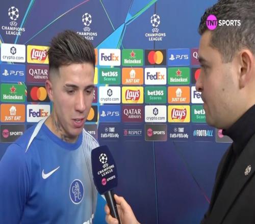 恩佐:马拉多纳球场对我意义非凡,进球后毫不犹豫地献给了他