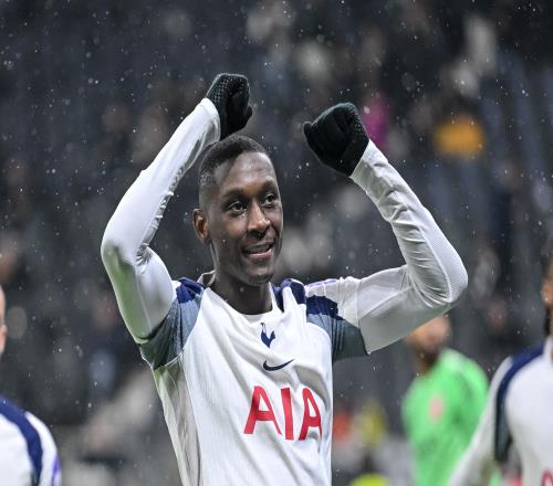 热刺前锋穆阿尼战法兰克福前夕遭遇车祸突发事件_英超直播