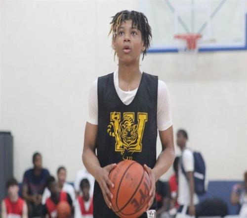 敢揍多爾特，此子必成大器？