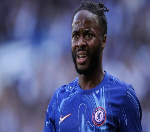 卡拉格:人们对斯特林年少成名的印象太深刻,反而让他被低估