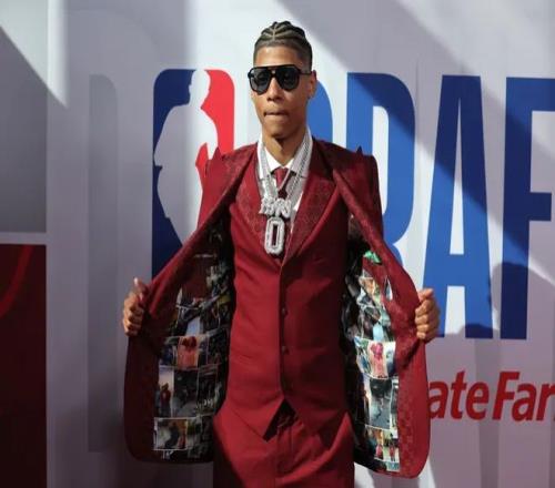 敢揍多爾特，此子必成大器？