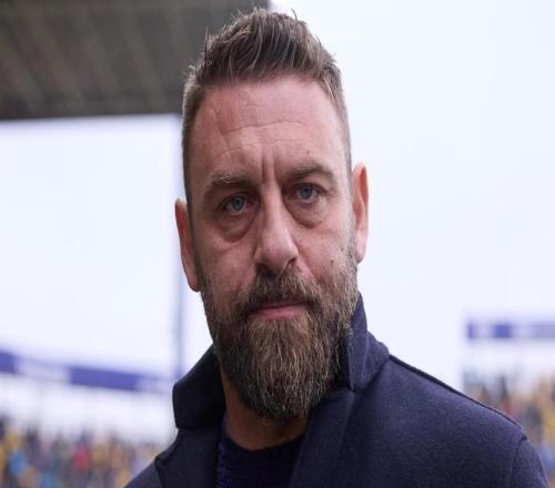 德罗西:我带队踢拉齐奥算不上德比看不到拉齐奥球迷很遗憾