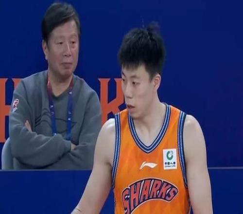 央视直播！今晚735，强强对话，豪门迎战黑马，少帅想复仇不容易