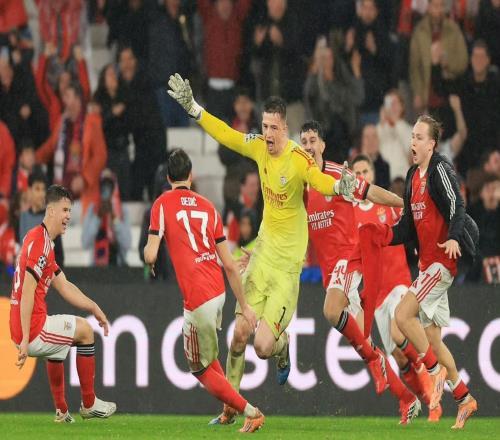 欧冠淘汰赛附加赛对阵出炉:穆里尼奥执教的本菲卡,再次挑战皇马