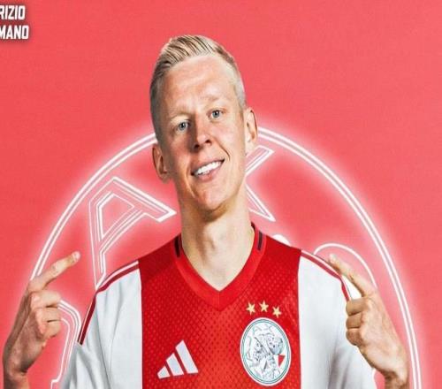 罗马诺：津琴科已通过阿贾克斯的体检，将于今日官宣加盟