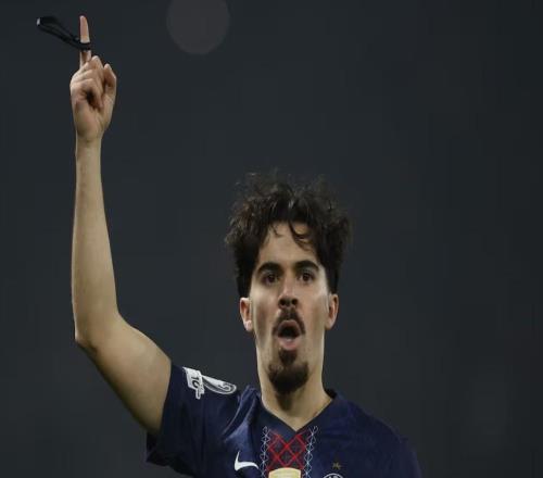 阿斯：皇马仍认为中场答案是维蒂尼亚，但转会需球员本人推动