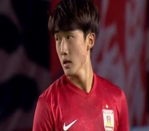 博主：长春亚泰边后卫玄智健已抵达深圳，即将与新鹏城签约