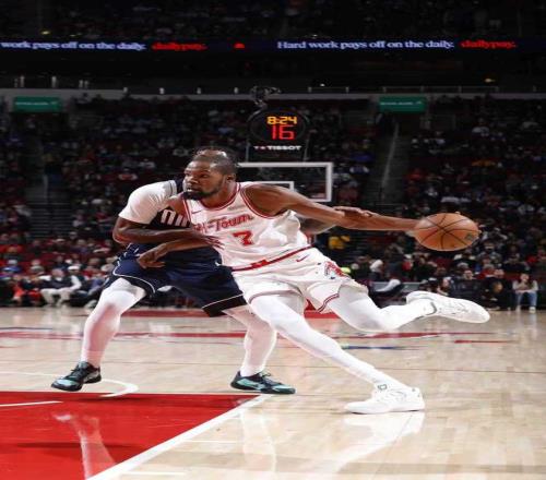 半岛体育- 半岛体育官方网站- APP下载火箭6人上双复仇：杜兰特关键一传+全队狂送33助攻状元两战83分