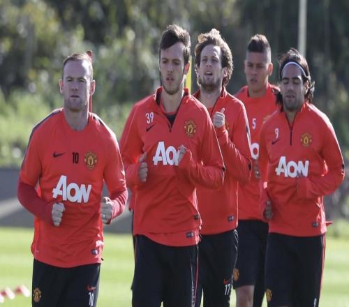 鲁尼:我曾在曼联体能测试时“作弊”,弗莱彻是最能跑的