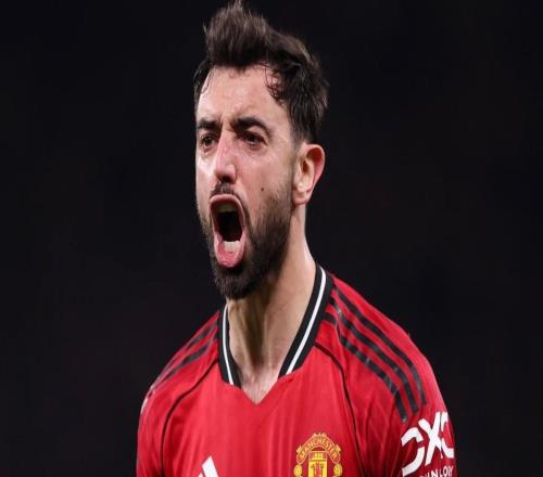 B费向皇马自荐罗马诺:完全是假新闻,他在曼联很开心