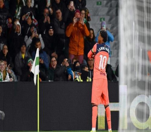 巴萨西甲50次对阵埃尔切打进100球,仅次于皇马和马竞